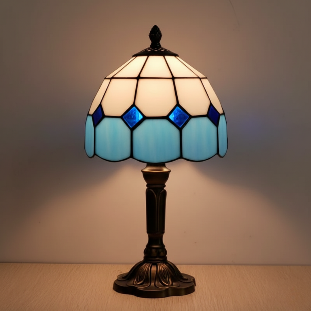 LUMORA | VINTAGE LAMP WITH OCEANIC GLOW