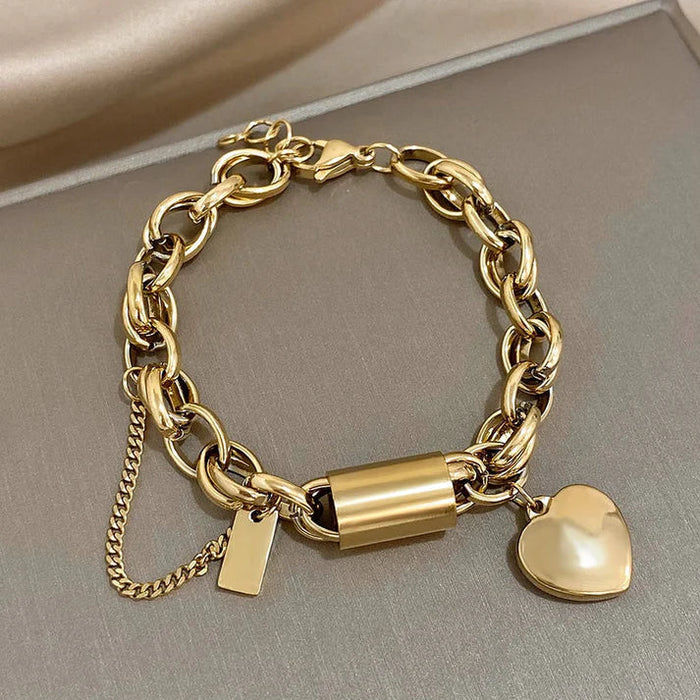 Thick Bracelet with Hearts | Gold